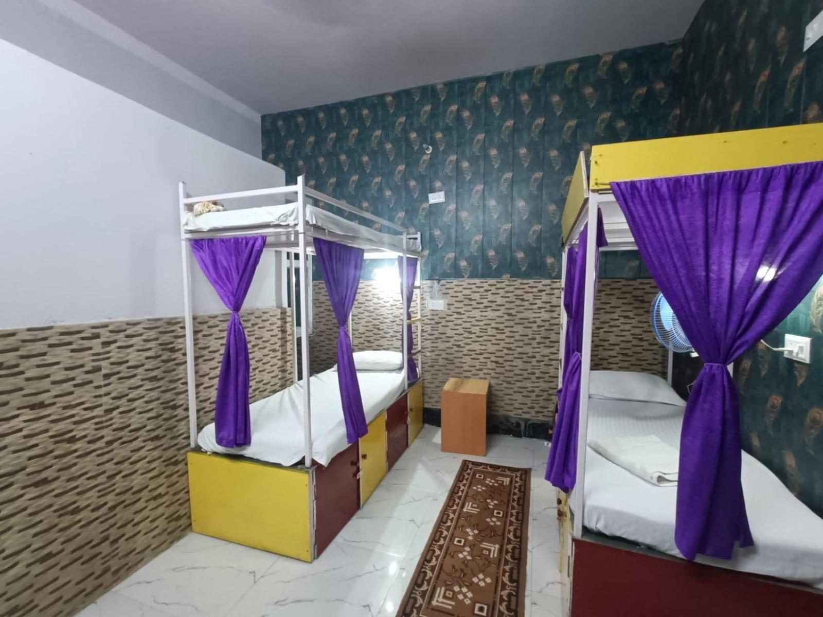 Mohit Paying Guest House Варанаси Экстерьер фото