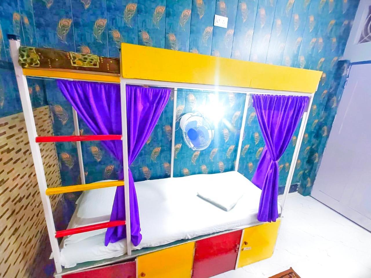 Mohit Paying Guest House Варанаси Экстерьер фото
