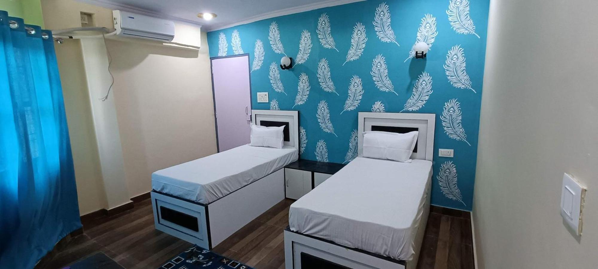 Mohit Paying Guest House Варанаси Экстерьер фото