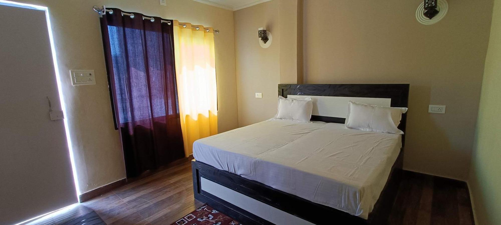 Mohit Paying Guest House Варанаси Экстерьер фото
